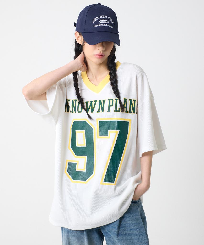 UNKNOWN PLANET V-Neck Planet Rugby Tee White
