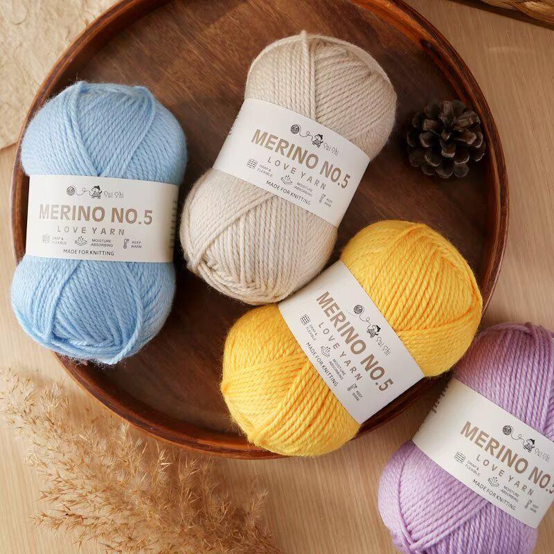 Australian Wool Chunky Scarf & Sweater Yarn for Hand Knitting