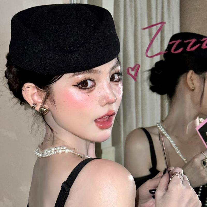 French Style Flated Top Beret Hat For Women And Men Soft Cotton Fabric Suitable For Event And Daily Outings