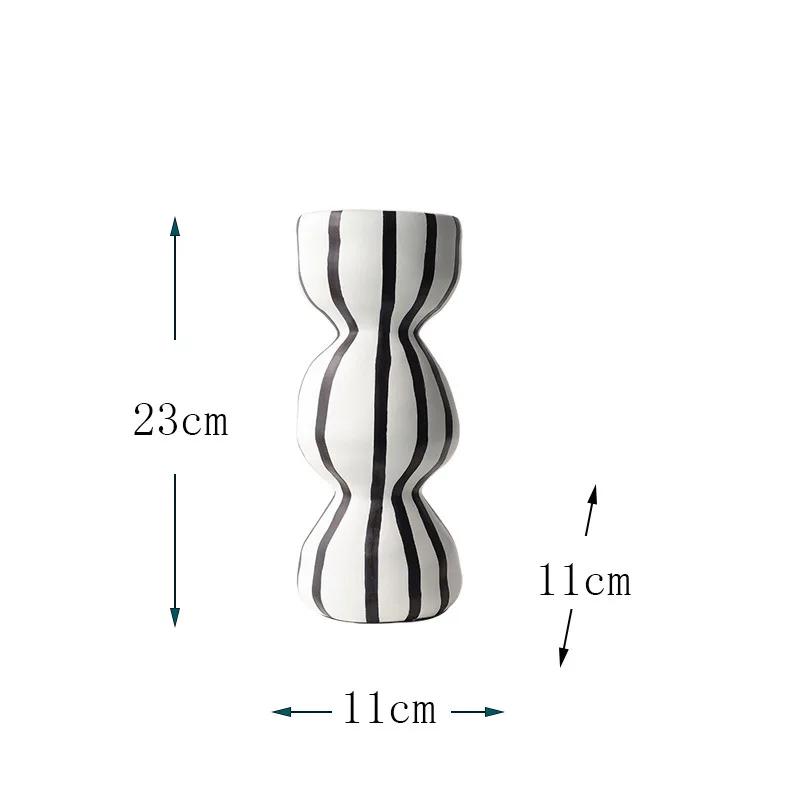 Black White Line Resin Vase Desktop Artistic Flower Vessels Flower Arrangement Vase Dried Flower Vase Home Decoration Ornament