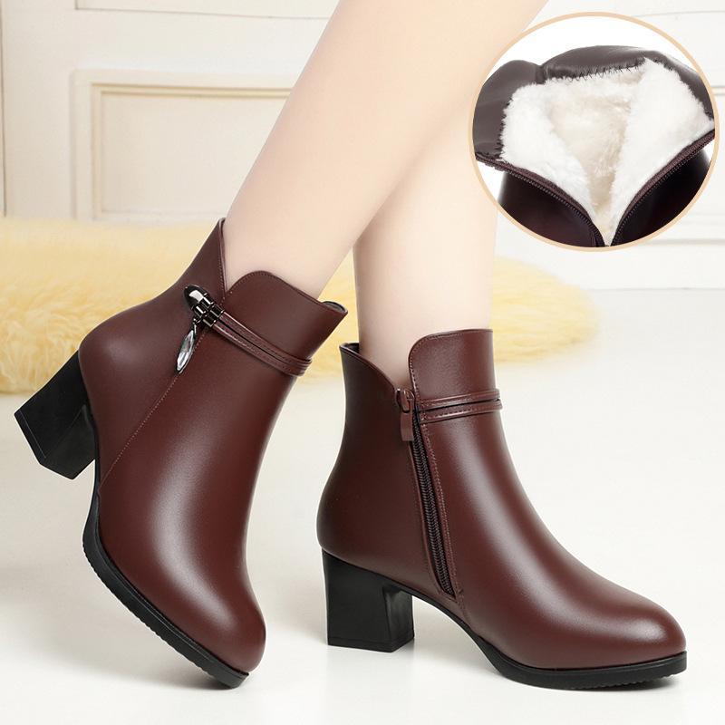 fashion autumn and winter short boots women's thick-heeled boots soft leather warm middle-heeled velvet leather shoes    cotton shoes