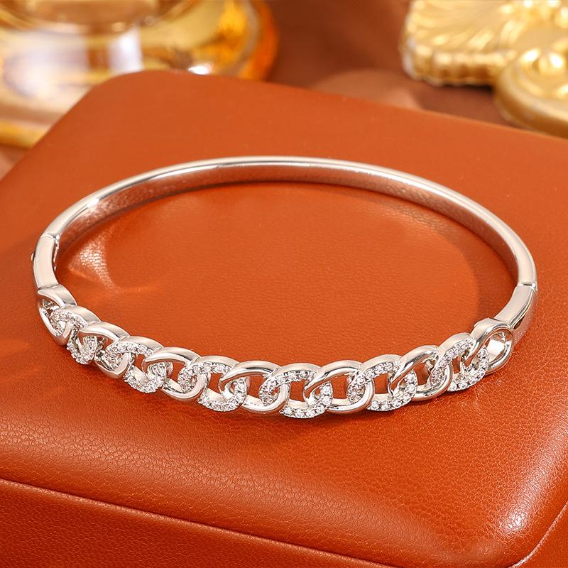 European and American Exquisite Copper Micro-buckle Bracelets with High-end Design Open-ended Bracelets