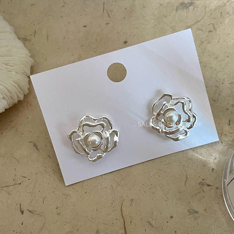 Pearl Hollow Camellia Stud Earrings: Unique, Elegant, Light Luxury Jewelry for Women
