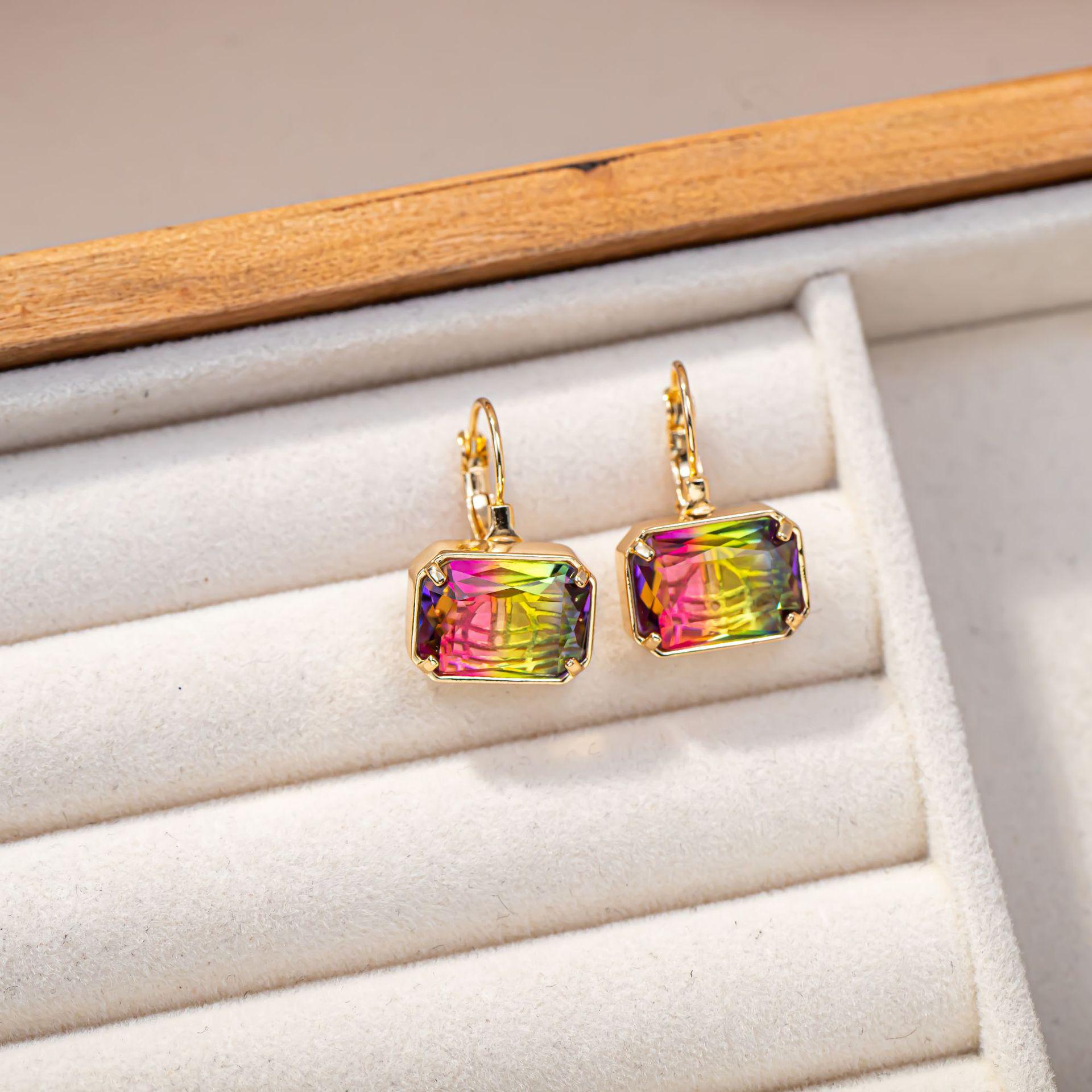 Japanese Korean Crystal Zircon Square Earrings: Luxurious, Shiny, Versatile, and Exquisite Fashion Jewelry. 2