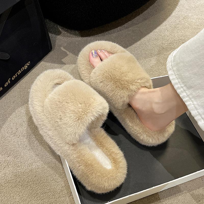 Niche Fairy Wind Fluffy Slippers Female 2025 Autumn New Pregnant Women Indoor Home Sandals Thick Bottom Plush Cotton Mops
