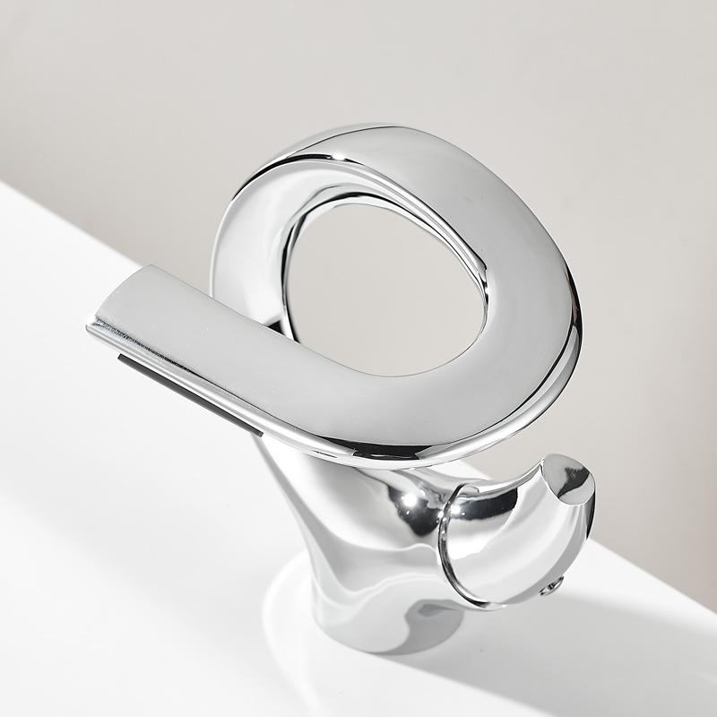 Bathroom Basin Faucets Single Handle Waterfall Taps Solid Brass Basin Mixers Taps S-shaped Design Water Taps