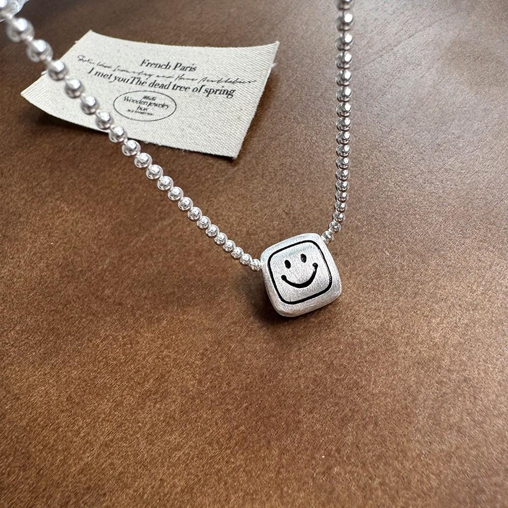 Korean Style Geometric Pendant Necklace for Women - Modern Design with Round Bead Clavicle Chain
