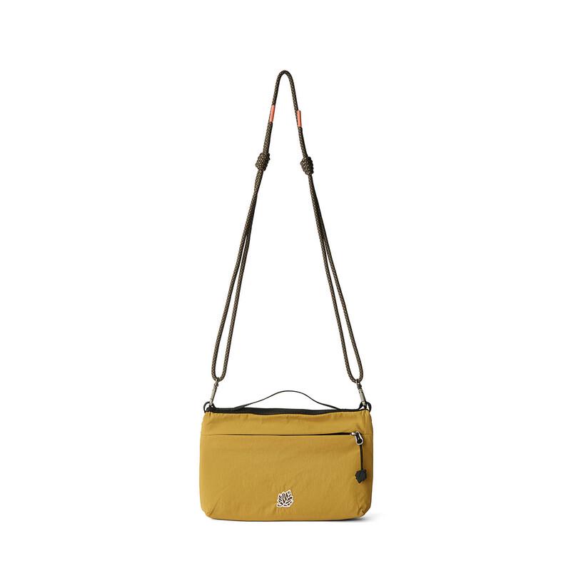 LAFUMA Women s Lightweight Reversible Crossbody Bag 9550₽
