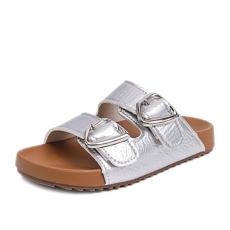 Girls' Flat-bottomed Slippers Summer Wear 2025 New Children's Casual Cool Slippers Medium and Older Children's Fashion One-word Slippers