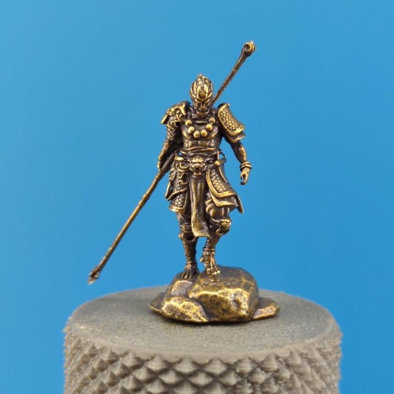 1 Pc New Black Mythical Wukong Mini Statue Ornament Metal Handicraft Desktop Decor