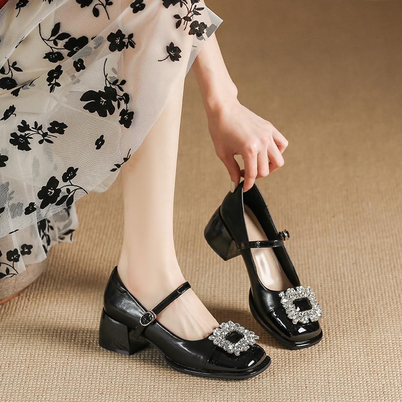 French Thick Heel Mary Jane Shoes Femininity Spring 2025 New Black and White Color Matching Design Sense Rhinestone High Heel Shoes
