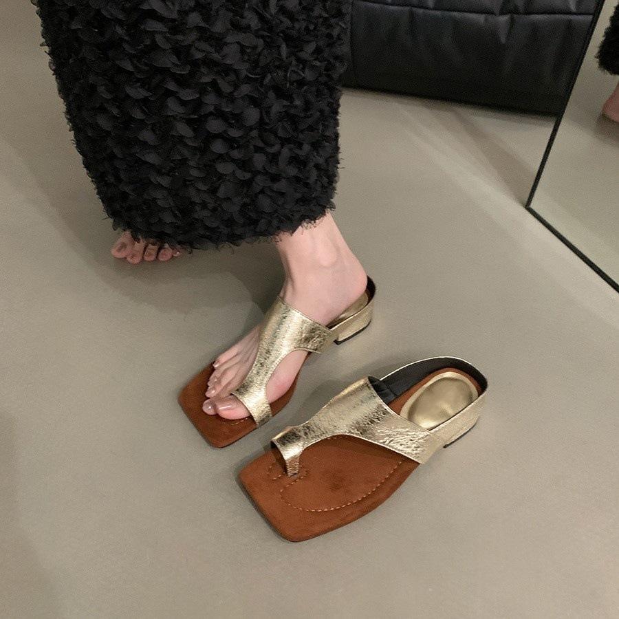 Set of toe low-heeled one-word slippers women's summer 2025 new fashion silver Korean version outer wear temperament women's cool slippers