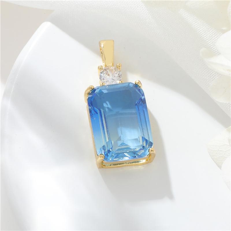 Übertriebene vergoldete Halskette mit 14 Karat Gold Schmetterling Anhänger, Kristall DIY Zirkon Einzelanhänger, Schmuck reines Kupfer