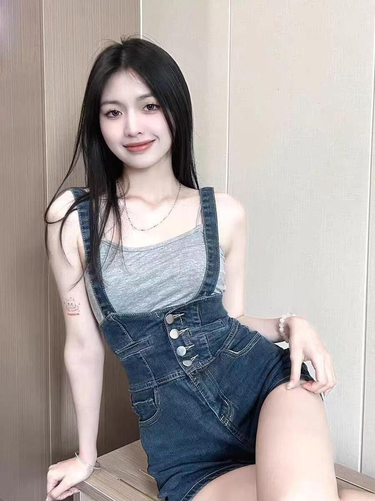 2024 American Retro High-Waisted Denim Overalls Shorts for Women - Slimming Street Style Suspenders, Petite.