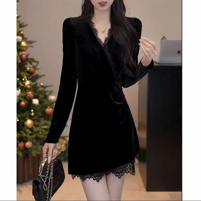 2025 A/W Pure Feather V-Neck Velvet Dress with Lace Trim and Waist-Cinching, Long Sleeve, Short Skirt Medium чёрный