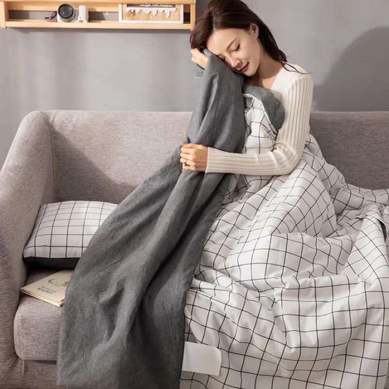 

Hengyuanxiang HYX-078-1 Pillow Blanket