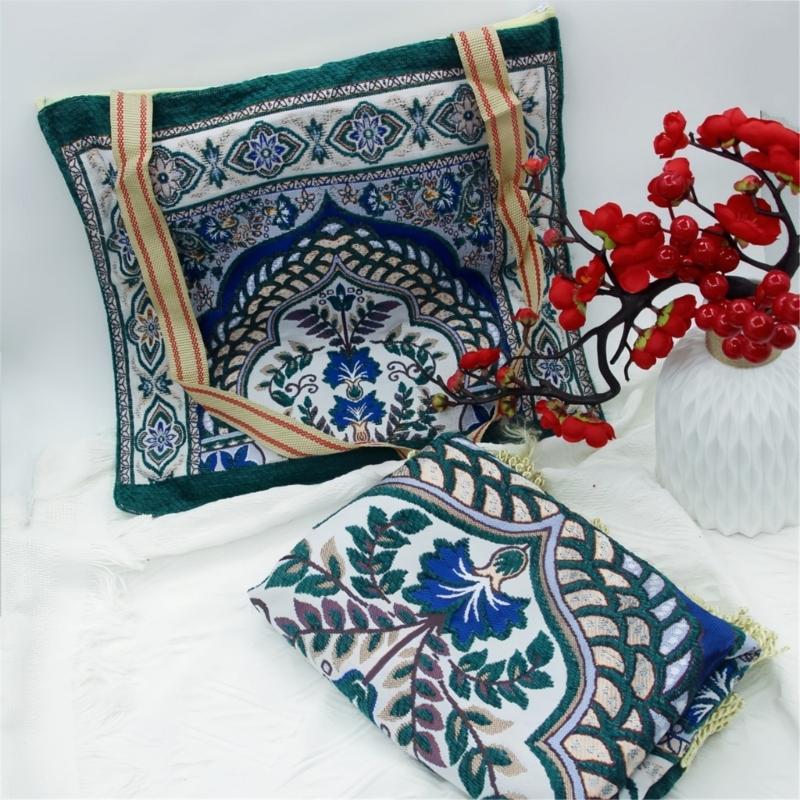 Foldable Portable Prayer Mat Islamic Floral Woven Jacquard Kneeling Rug Blanket with Tassels For Men Women and Children