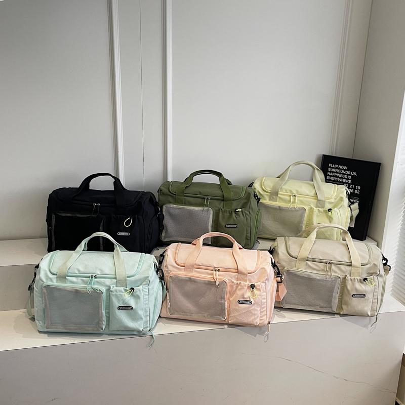 Sports Fitness Bag Wet and Dry Separate Swimming Crossbody Bag Lightweight Large Capacity Short-Distance Travel Shoulder Bag