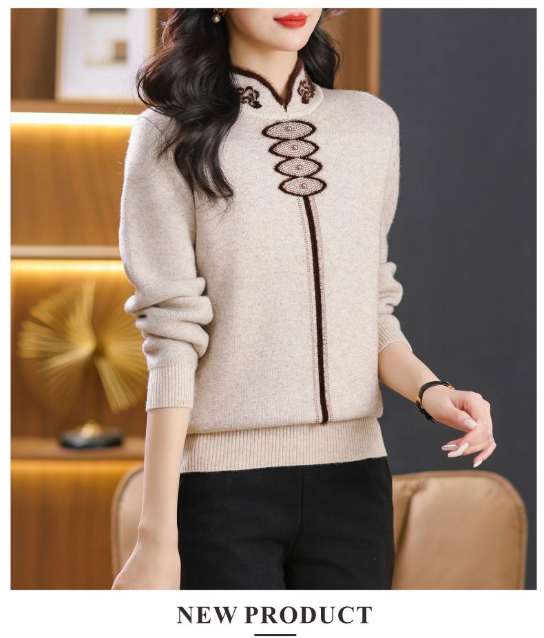 Autumn/Winter Velvet Cheongsam Collar Sweater for Middle-Aged Women - Warm, Stylish Red Top