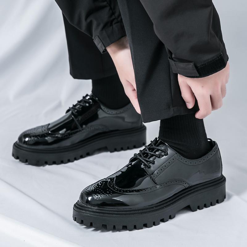 Designer Marke Herren Brogues Schuhe Dicksohlige Höhenerhöhende Herrenschuhe Glänzende Lederschuhe Formelle Anlässe Business Schuhe
