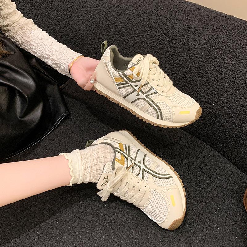 Versatile European Station platform platform German training shoes women's 2025 women's new retro color matching mesh breathable casual sports
