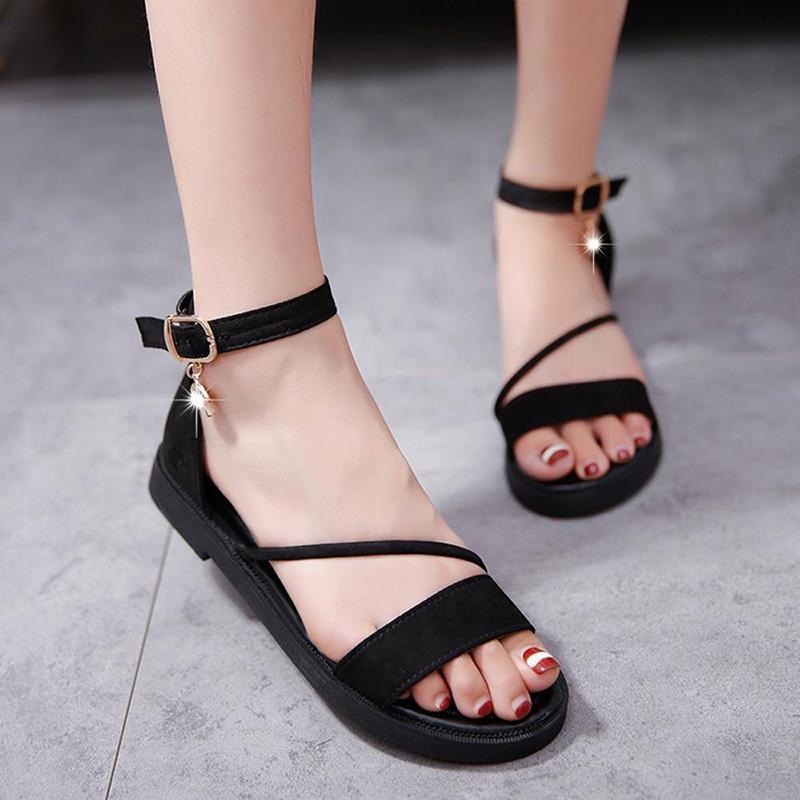 Elegant Women's Summer Sandals With Peep-toe And Low Heel For Stylish Comfort