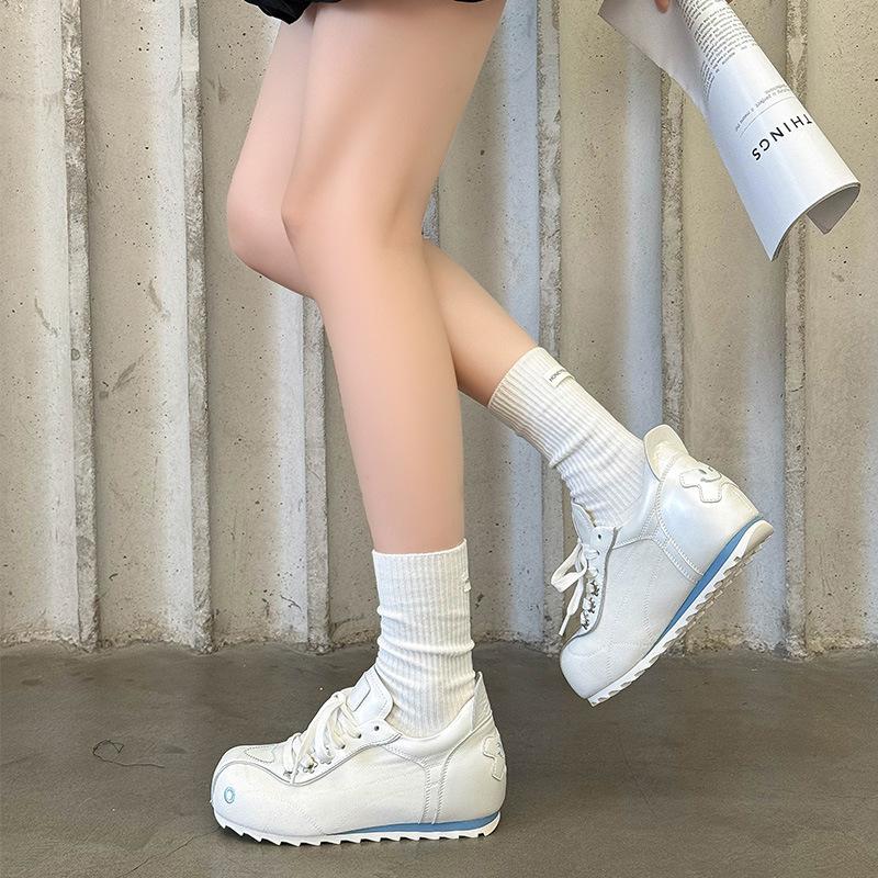 Leisure sports little white shoes women's 2025 autumn new leather lightweight breathable comfortable Forrest Gump shoes flat-bottomed German training