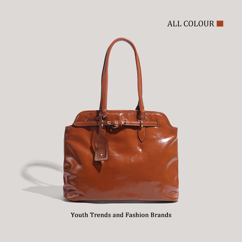 

New retro commuter tote bag lock hand briefcase vegetable tanned leather women s bag