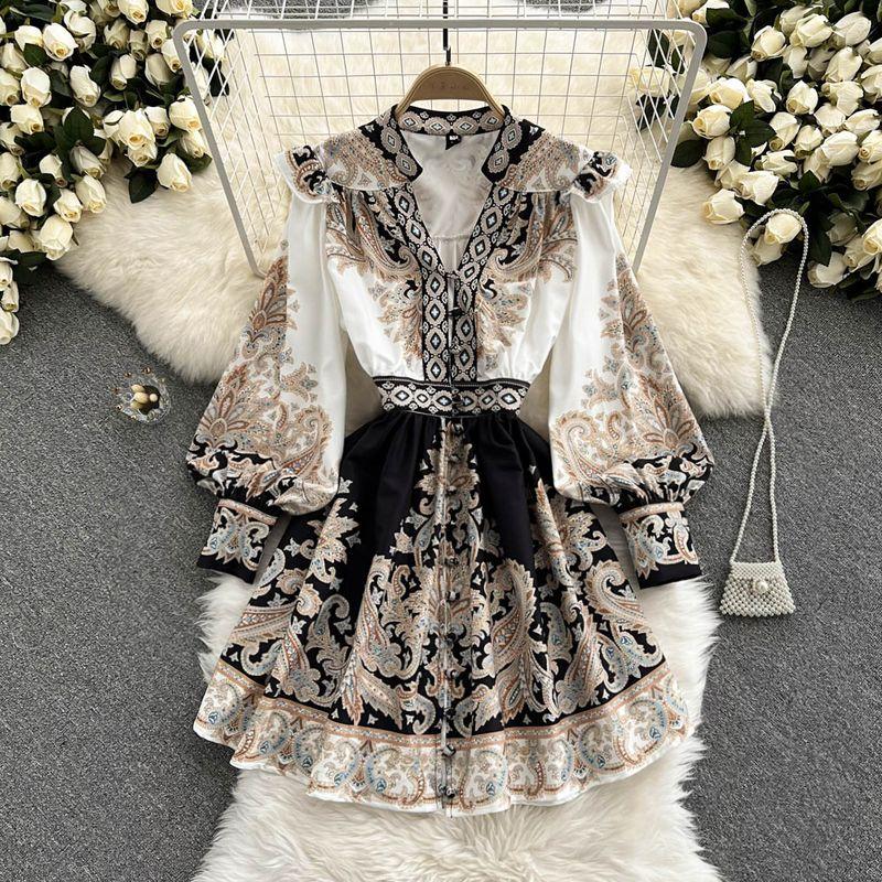 

New Arrival V-neck Lantern Sleeve Princess Print Dress White XL
