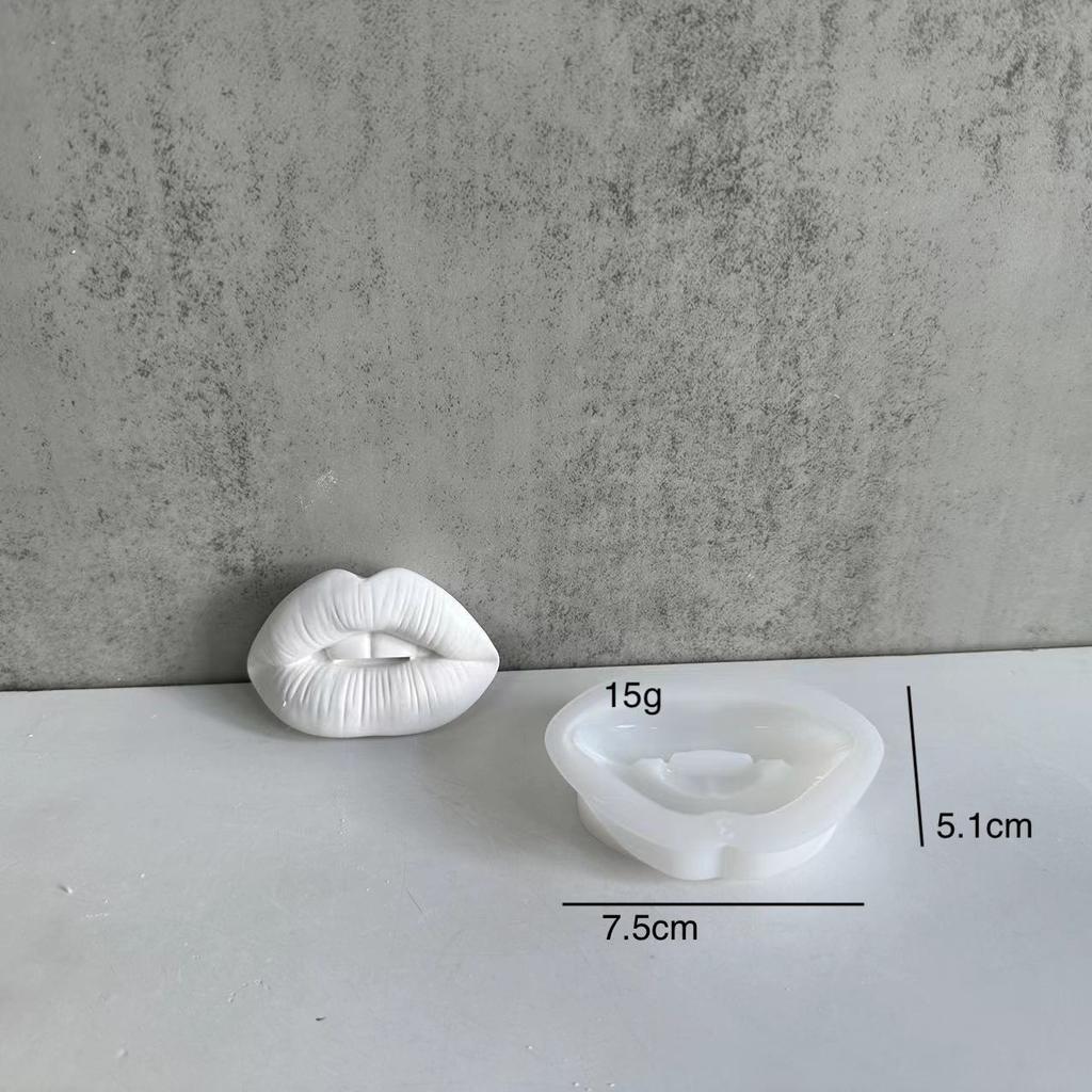 DIY Crystal Epoxy Resin Mold Three-dimensional Lip Red Lip Mirror Silicone Mold