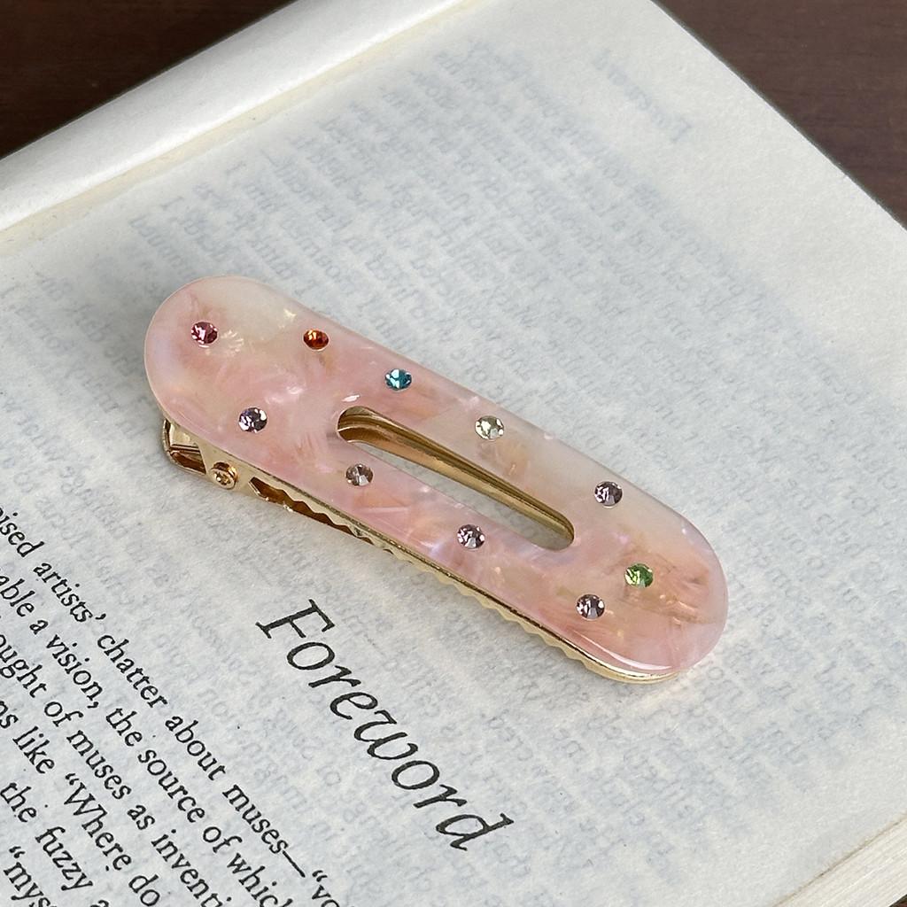 Hair Stylish Oval Claw With Dazzling Rhinestones Ideal For Everyday Fashion Accessories