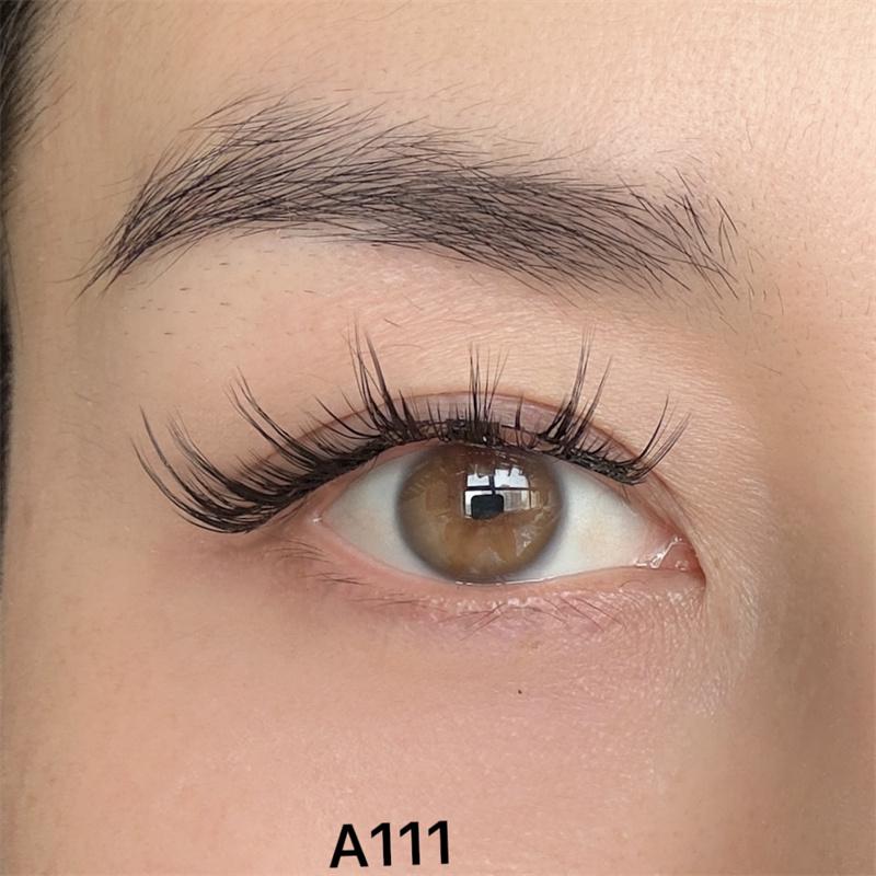 New Magnetic False Eyelashes 13mm Faux Mink Reusable Cruelty-Free with Black Cotton Band and Multi-pair Eyelash Case