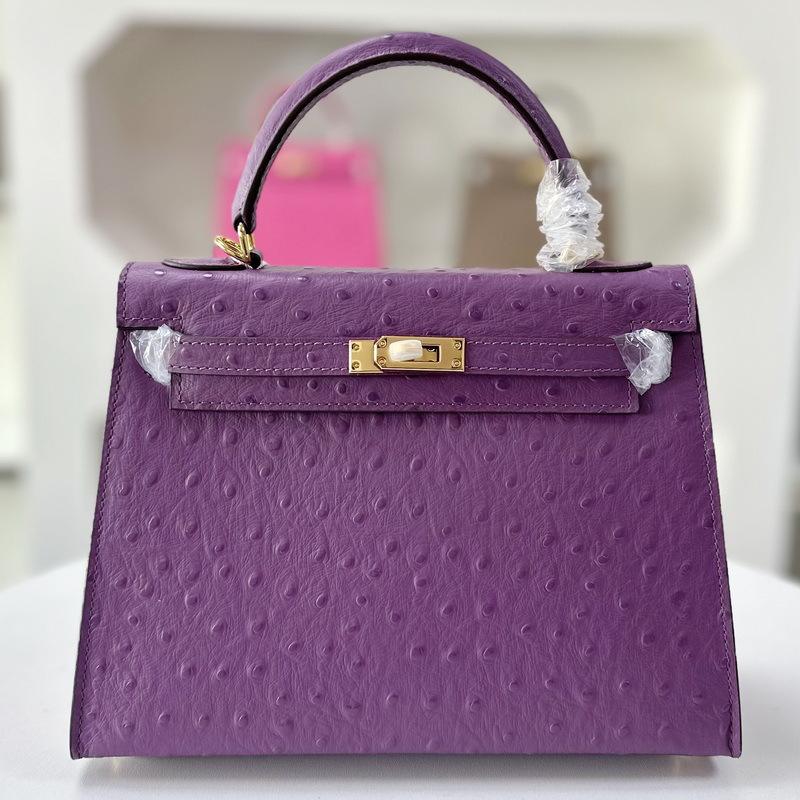 Geantă model struț prima și a doua generație