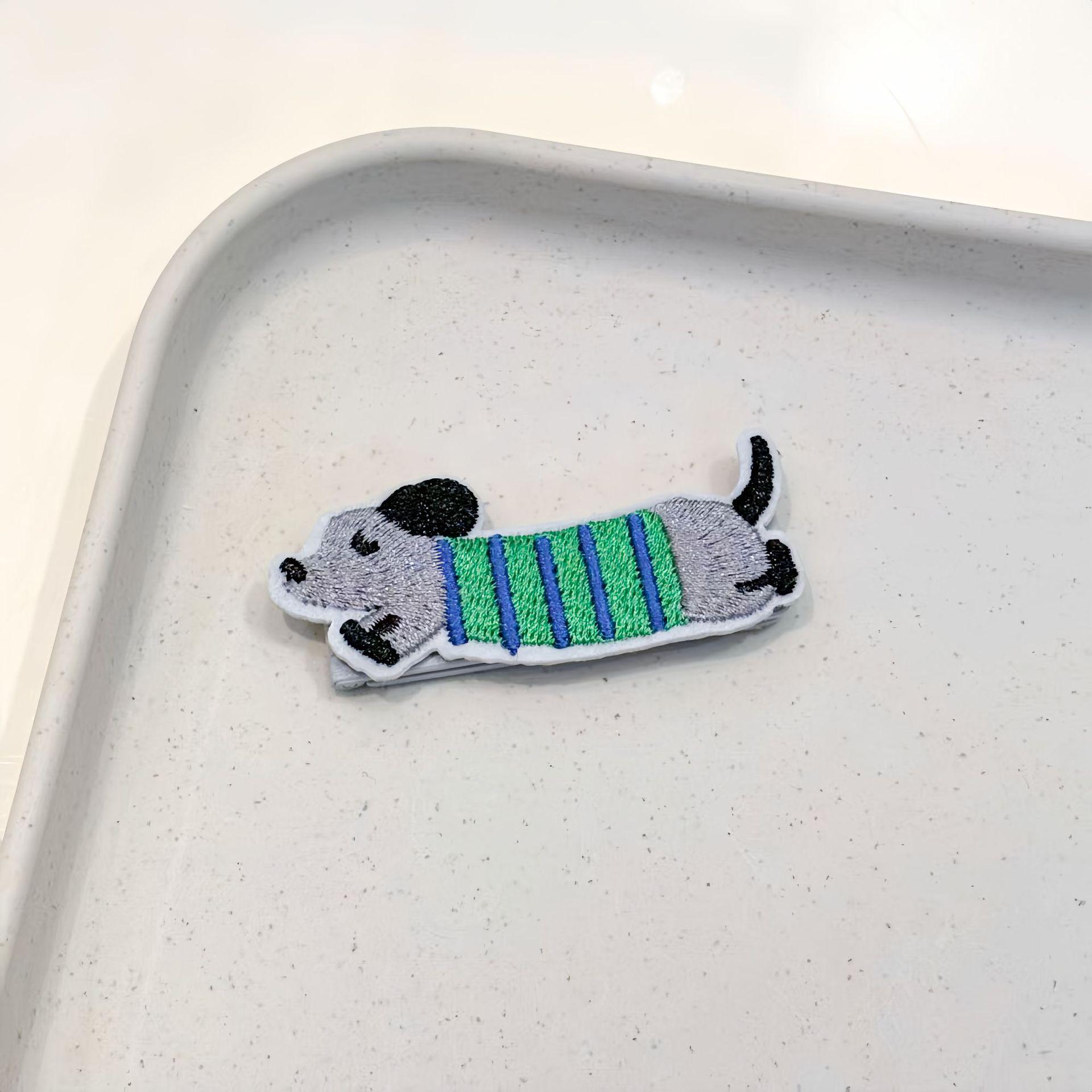 Foldable Mini Sausage Dog Cartoon Phone Holder Sticker