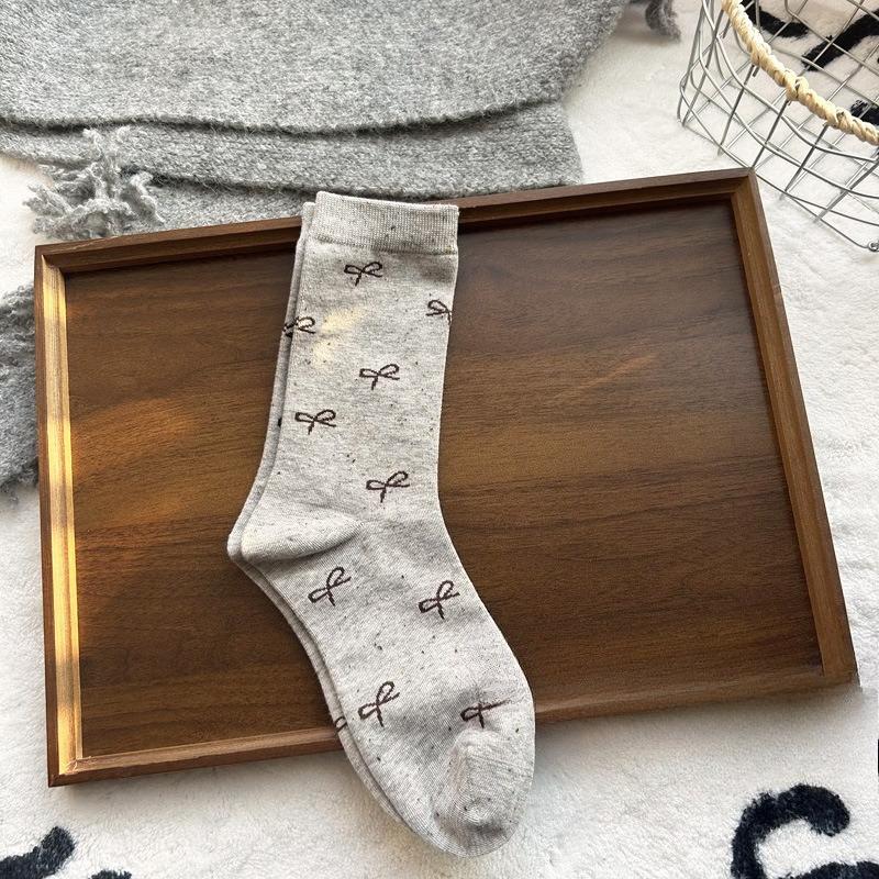 

Носки до середины икры в горошек с кокетливым бантиком без косточек, модные и стильные, универсальные, трендовые, махровые, женские носки 1 pair серый