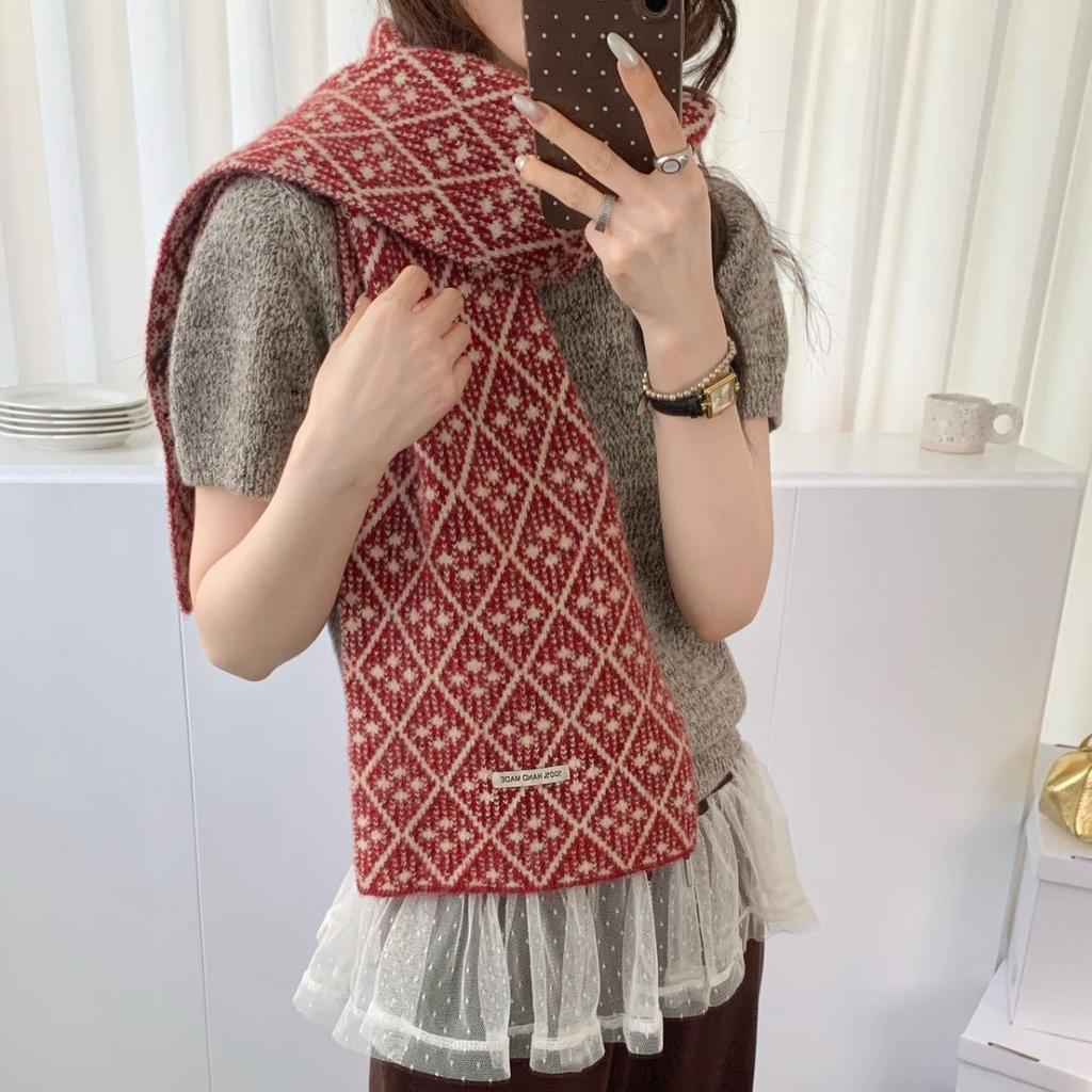 Korean version of retro rhombus knitted scarf for women, thickened in autumn and winter, warm and versatile, cold-proof atmosphere, neck protection rf