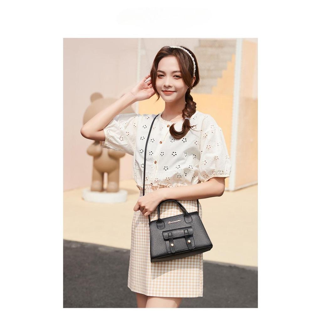 Ladies' Minimalist Luxury Crossbody Bag - Travel, Shopping, Commuting, Compact Handbag, Fashionable Shoulder Bag, Essential for Travel