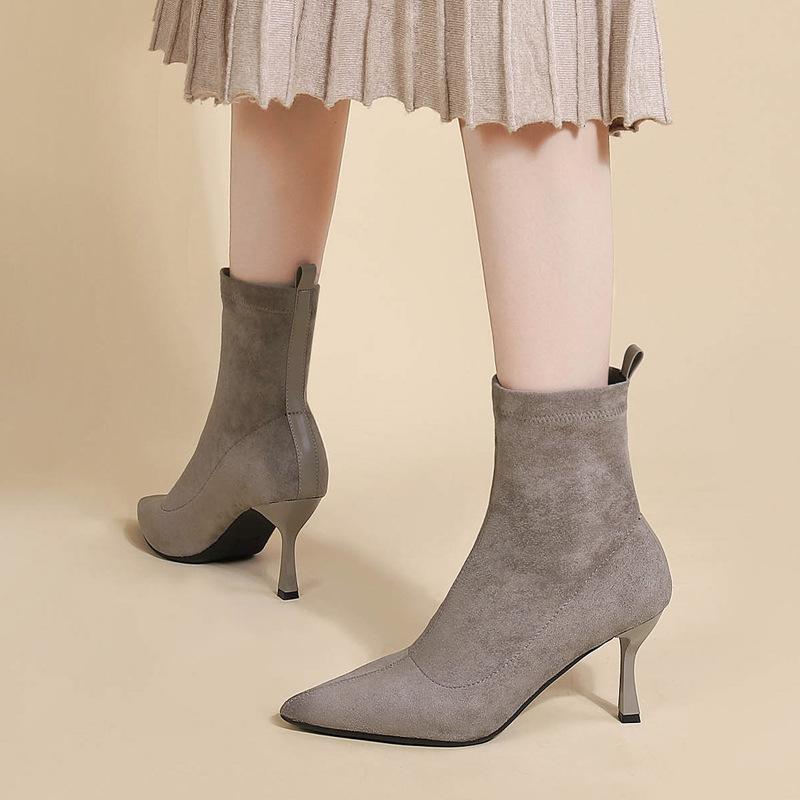 

Модели осень-зима обувной фабрики Xinhao, эластичные сапоги на высоком каблуке, ботильоны на тонком каблуке, черные замшевые остроносые ботильоны, универсальные короткие сапоги 39