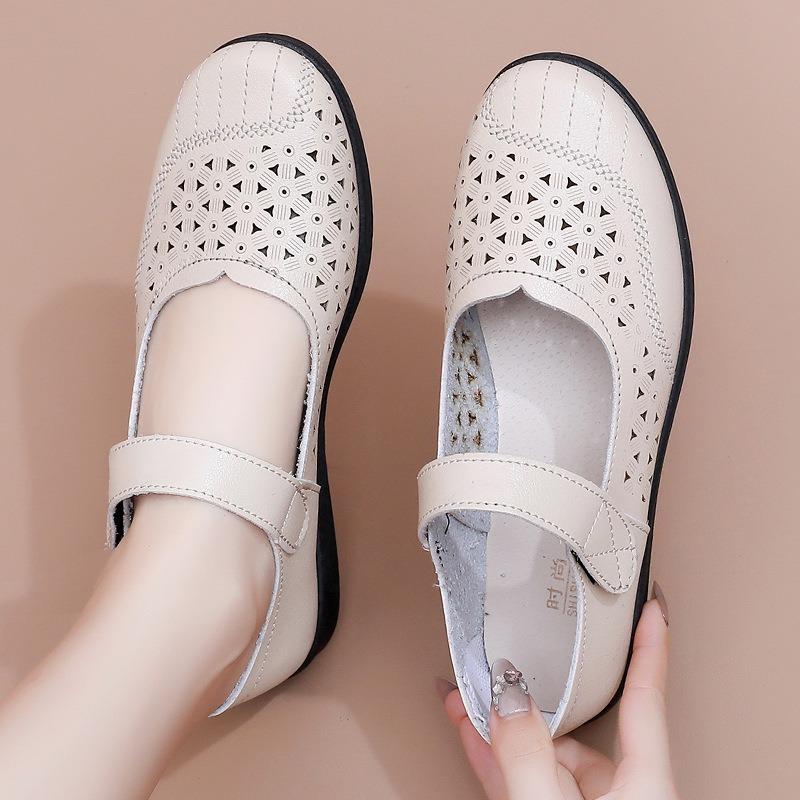 Sandals Women's Hollow Breathable Hole Shoes Non-slip Soft Leather Medium and Old Soft Bottom Flat Bottom Summer Elderly Shoes