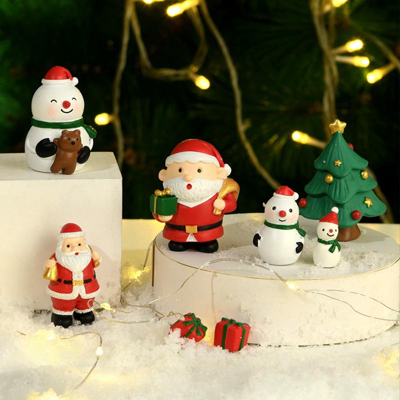 Christmas Small Animal Cute Handmade Ornaments, Santa Claus Snowman, Fox Desktop Resin Ornaments, Handicrafts