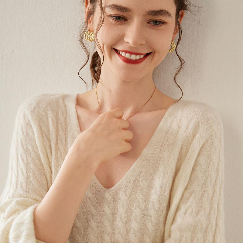 Women's Cashmere V-Neck Sweater - Autumn/Winter Knit, Loose-Fit, Slimming Korean Style Fashion