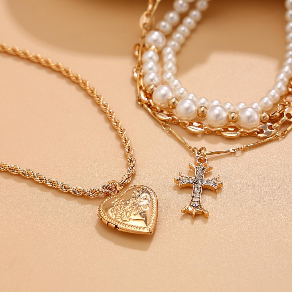 Fashion Diamond-Encrusted Cross Peach Heart-Shaped Necklace, Simple Imitation Pearl Beaded Collarbone Necklace For Women
