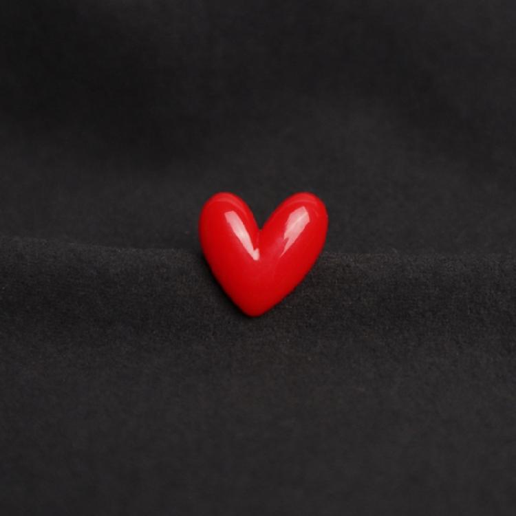 Red Heart Shape Enamel Pins Sweater Shawl Pins Heart Shape Lapel Pins for Shawls