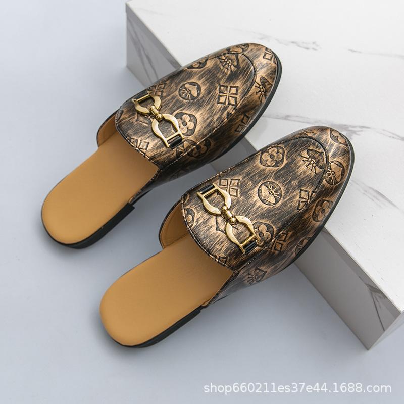 

Парикмахер полу-драг маленькие кожаные туфли летом 2025 мужские дышащие ленивые люди педали низкий верх повседневные кожаные туфли 46 золотой