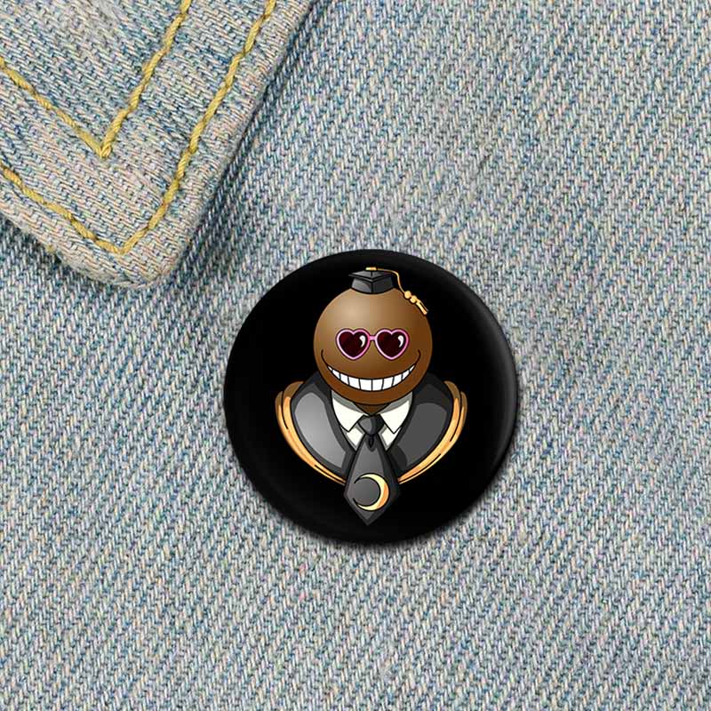 58MM 58mm Ručně vyráběné brož Pin Anime Atentát Učebna Brože Kreslený Cosplay Odznaky Batoh Dekorace klobouku Odznaky do klopy Dárky