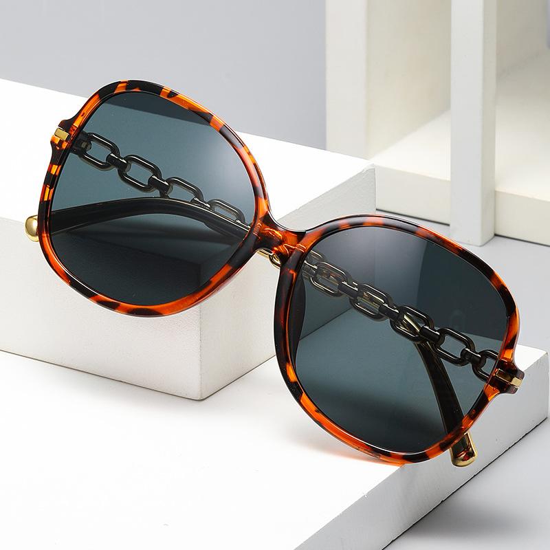Butterfly Shape Sun Glasses Women Vintage Stylish Chain Leg Sunglasses for Women Driving Travelling Woman's Sunglasses