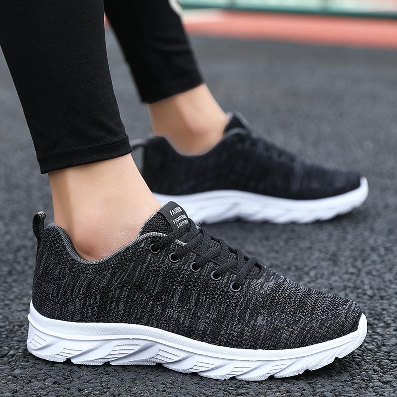 Black brand men's shoes mesh breathable sports shoes soft sole light running shoes men's thick sole comfortable casual travel shoes