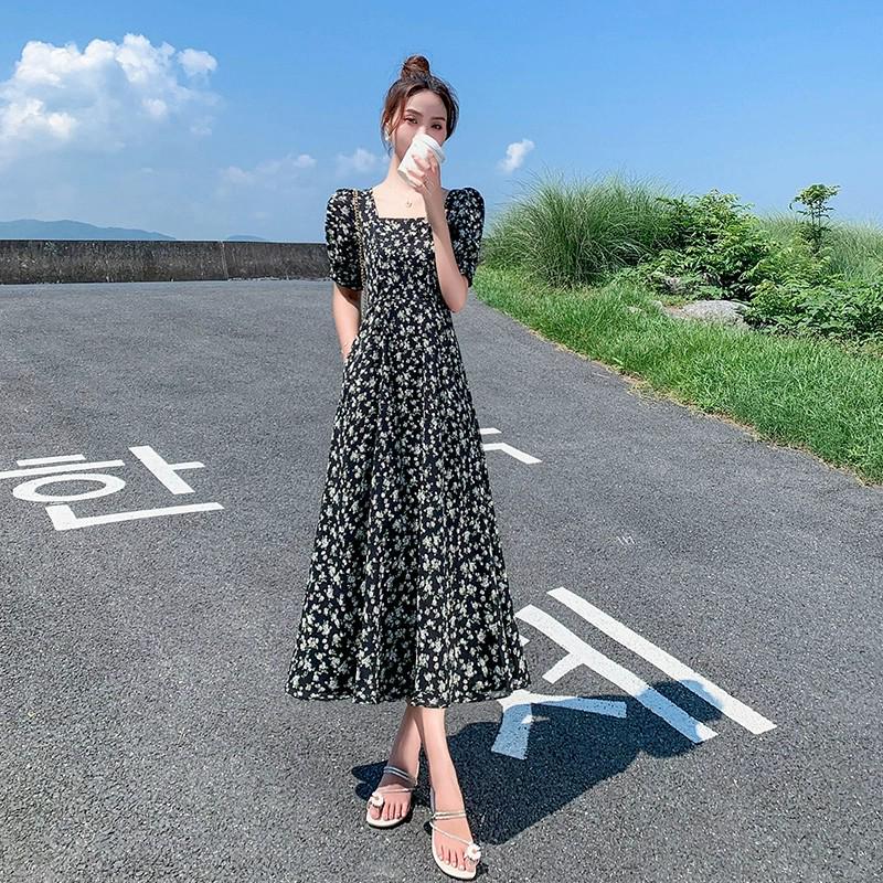 Summer 2025 Petite Black Floral Square Neck Dress - Slimming and High-End Fashion