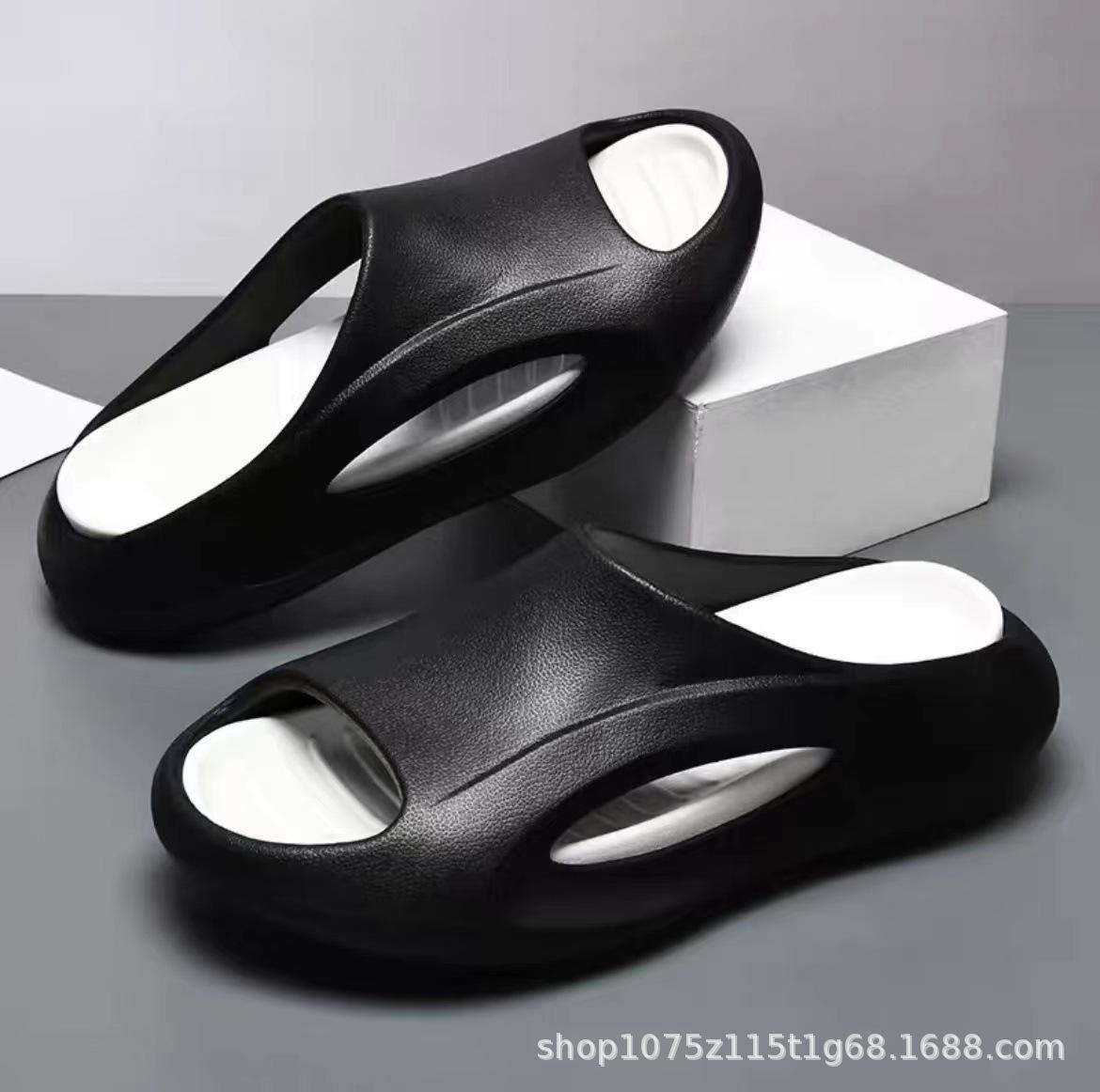 

Summer new men s one-word drag thick-soled non-slip and wear-resistant casual and light outer wear cool slippers 44-45