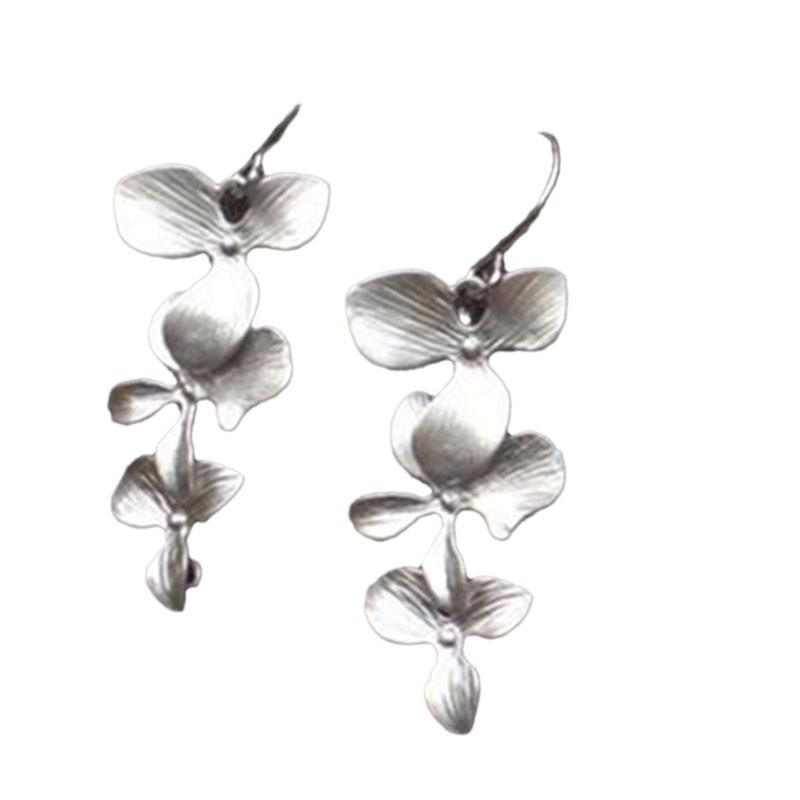 Fashion Petal Necklace and Earrings Set